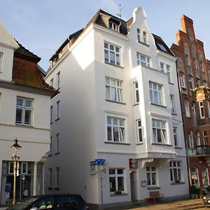 Cvjm Am Dom 2*, Lubeca Alemania